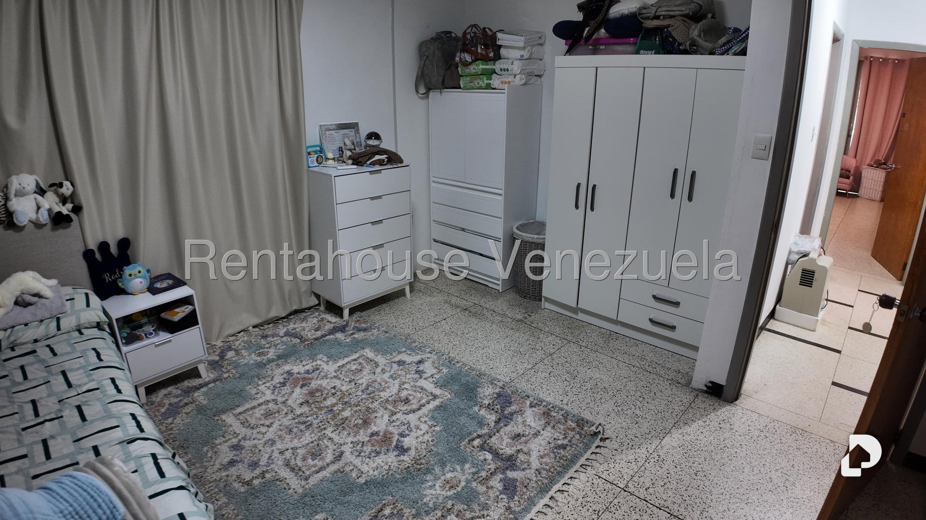Casa en San Román, Caracas – 27