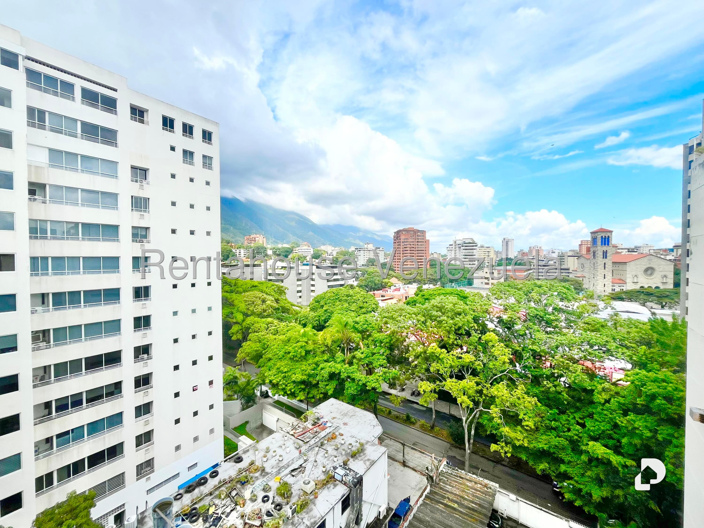 Apartamento en La Florida, Caracas – 27