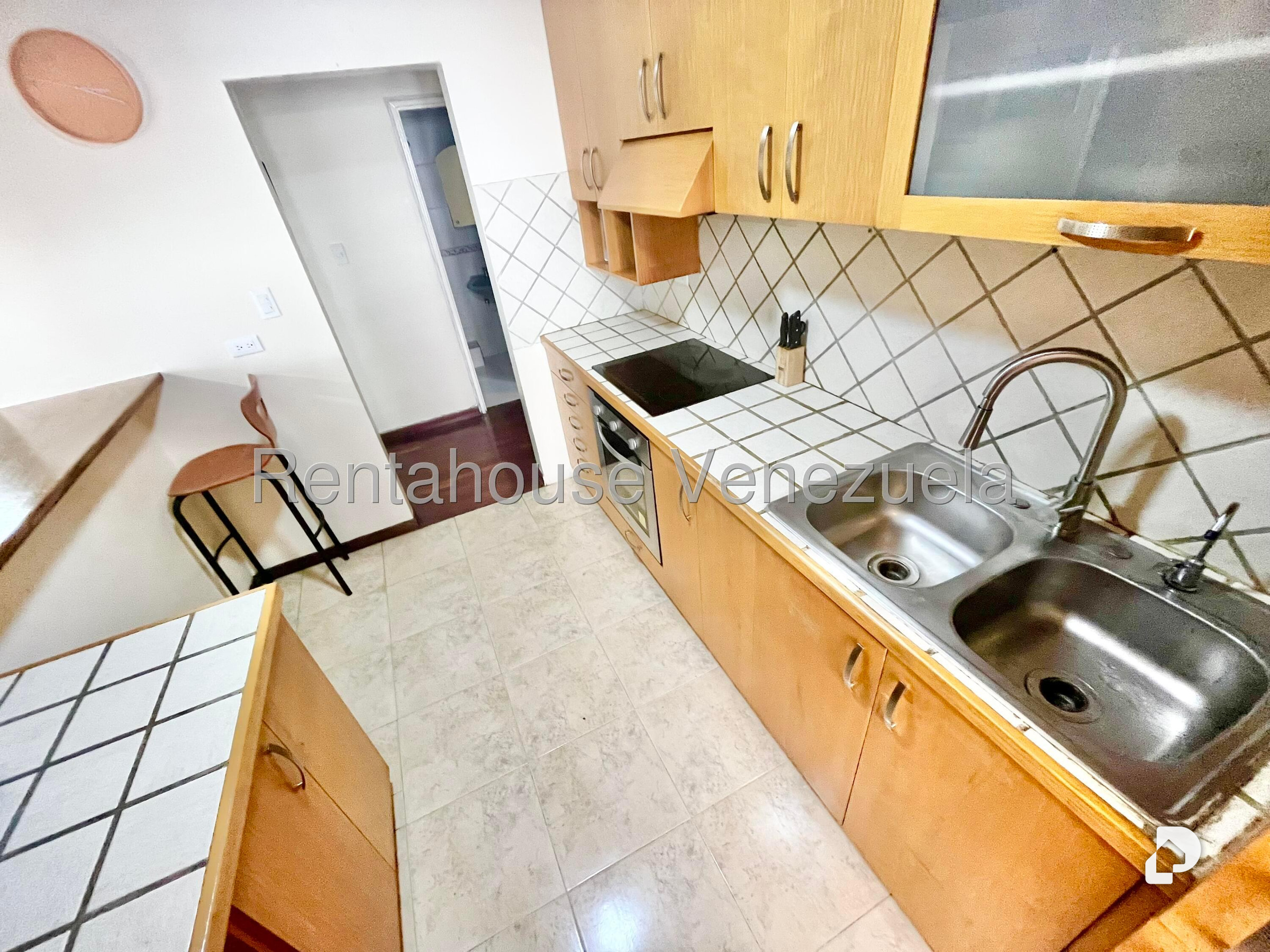 Apartamento en La Florida, Caracas – 13