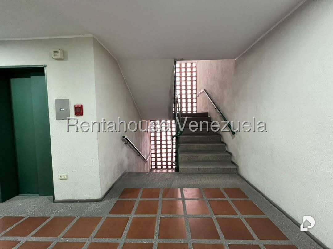 Apartamento en Los Palos Grandes, Caracas – 6