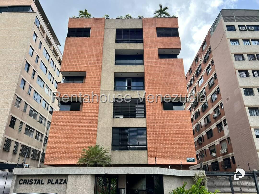 Apartamento en Los Palos Grandes, Caracas – 1