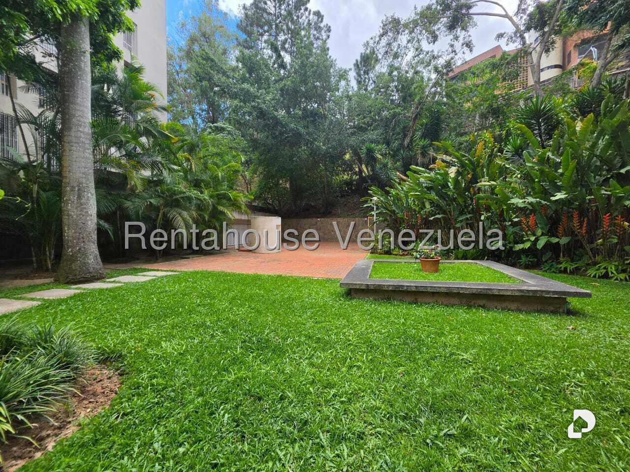 Apartamento en Los Naranjos (del Cafetal), Caracas – 25