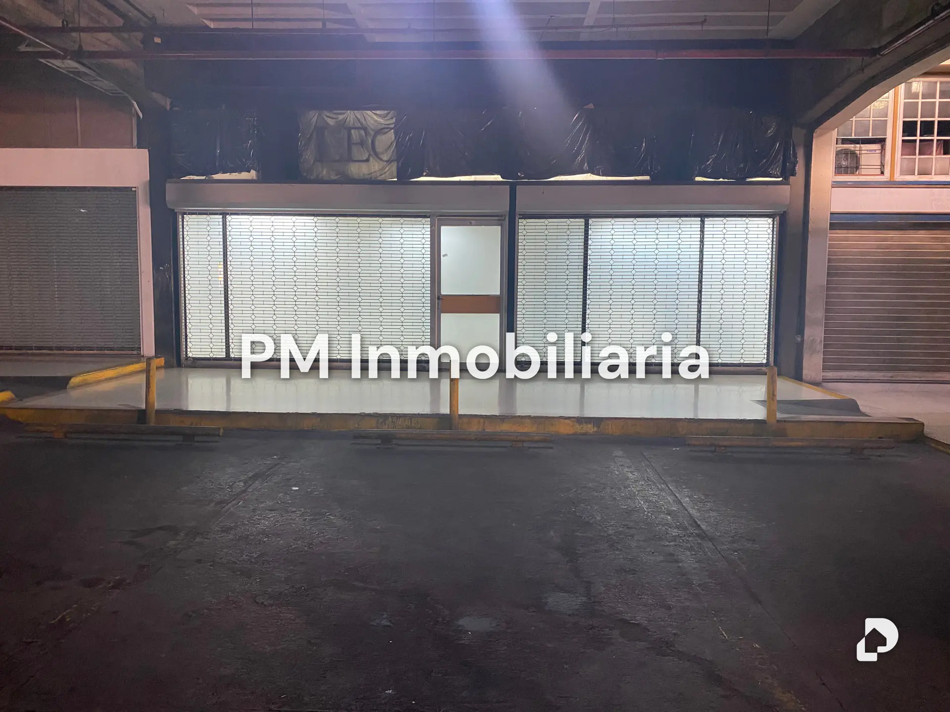 Local comercial en Chacaito, Caracas – 18