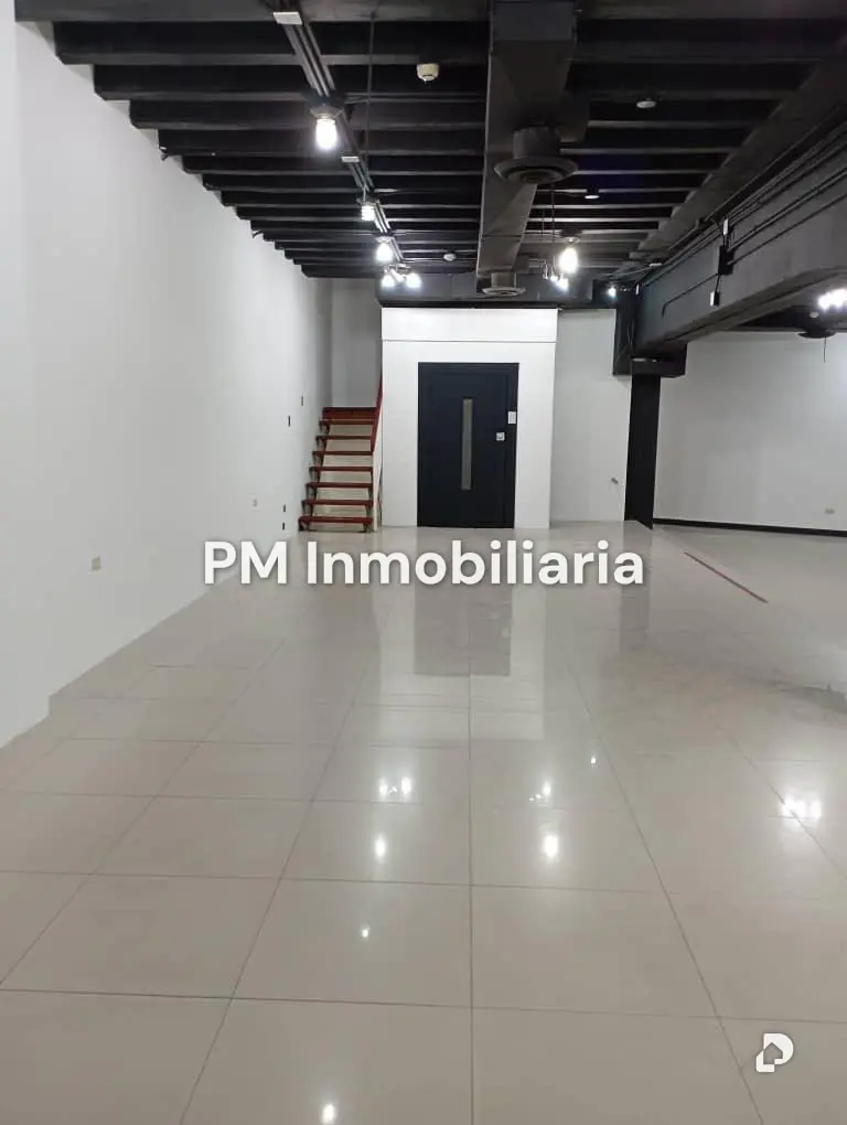 Local comercial en Chacaito, Caracas – 15