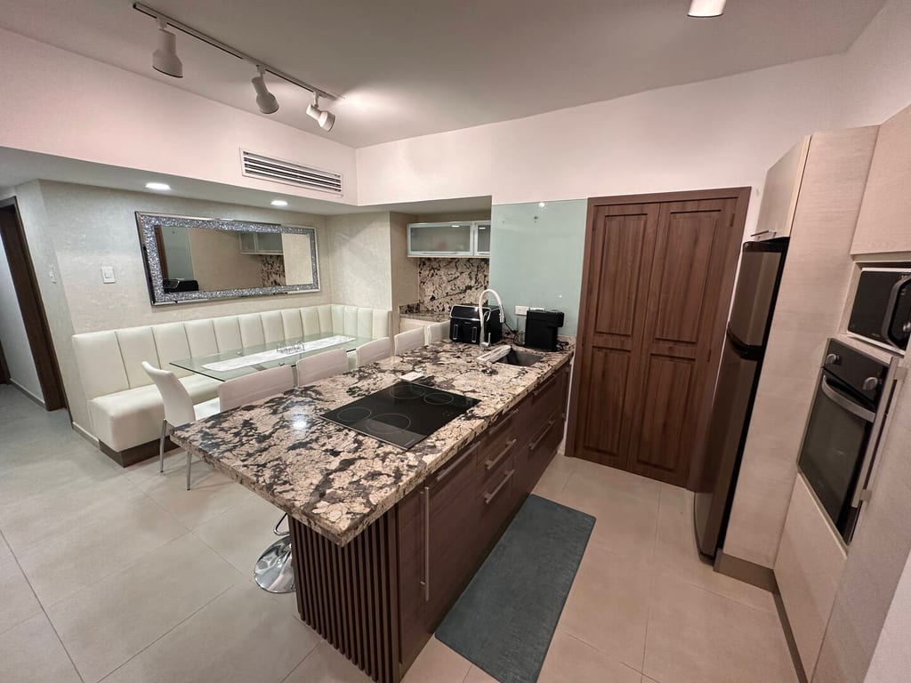 Apartamento en La Lago, Maracaibo - 1