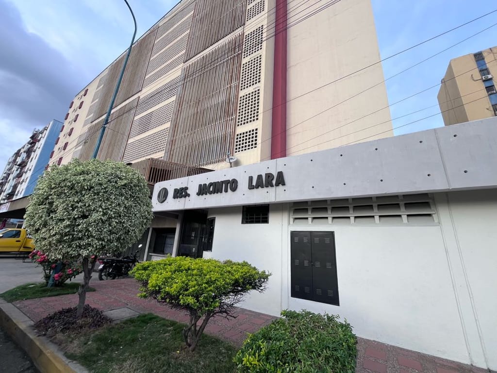 Apartamento en Jacinto Lara, Barquisimeto - 1