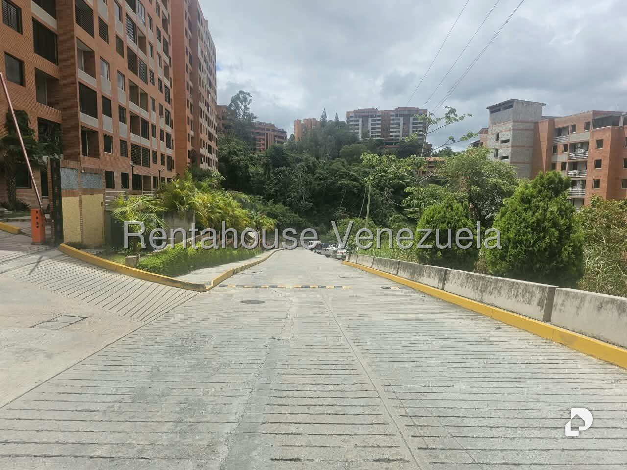 Apartamento en Colinas de La Tahona, Caracas – 27