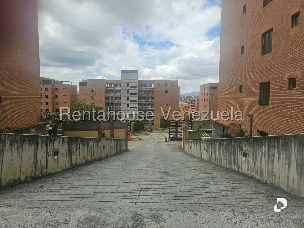 Apartamento en Colinas de La Tahona, Caracas – 23