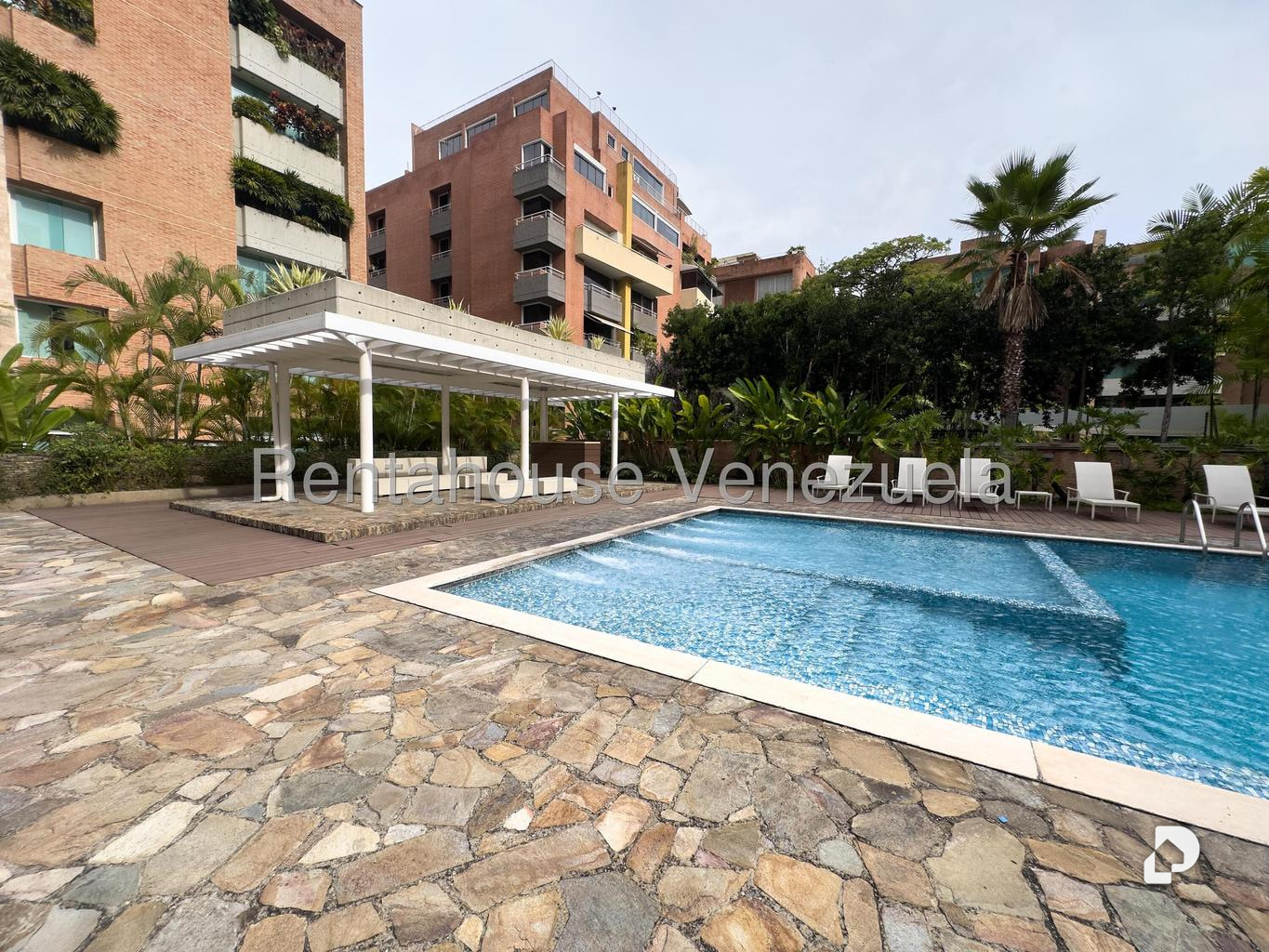 Apartamento en Campo Alegre, Caracas – 30