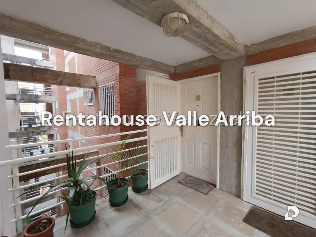 Apartamento en Miravila, Caracas – 3