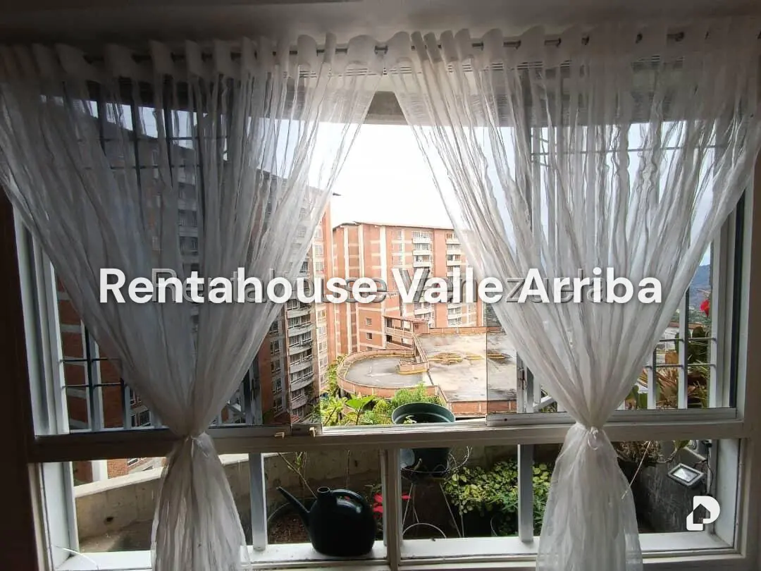 Apartamento en Miravila, Caracas – 24