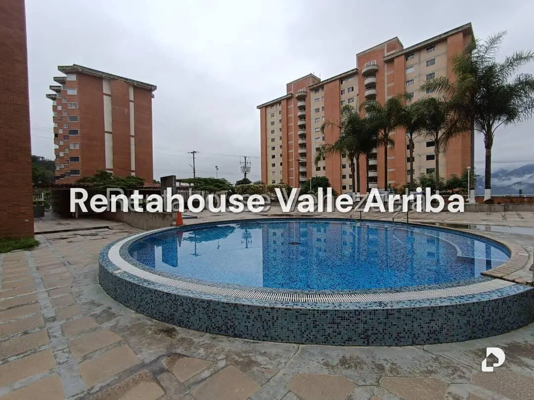 Apartamento en Miravila, Caracas – 25