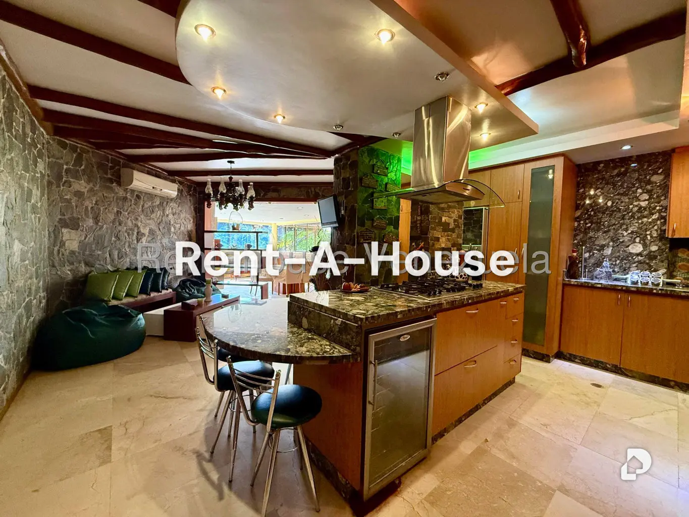 Apartamento en Solar del Hatillo, Caracas – 2