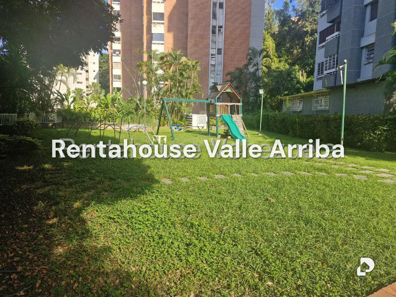 Apartamento en Los Naranjos (del Cafetal), Caracas – 24