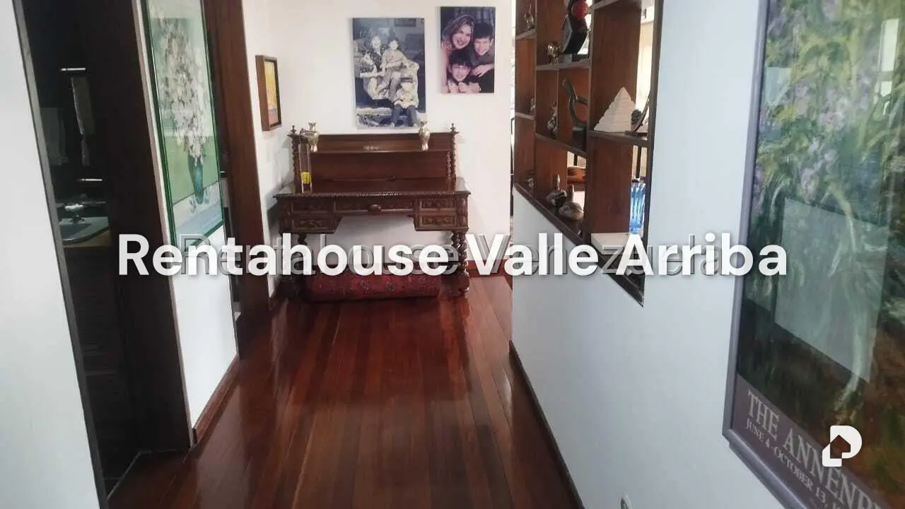 Apartamento en Lomas de Las Mercedes, Caracas – 13