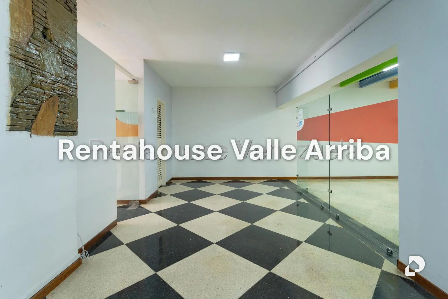 Local comercial en Chuao, Caracas – 15
