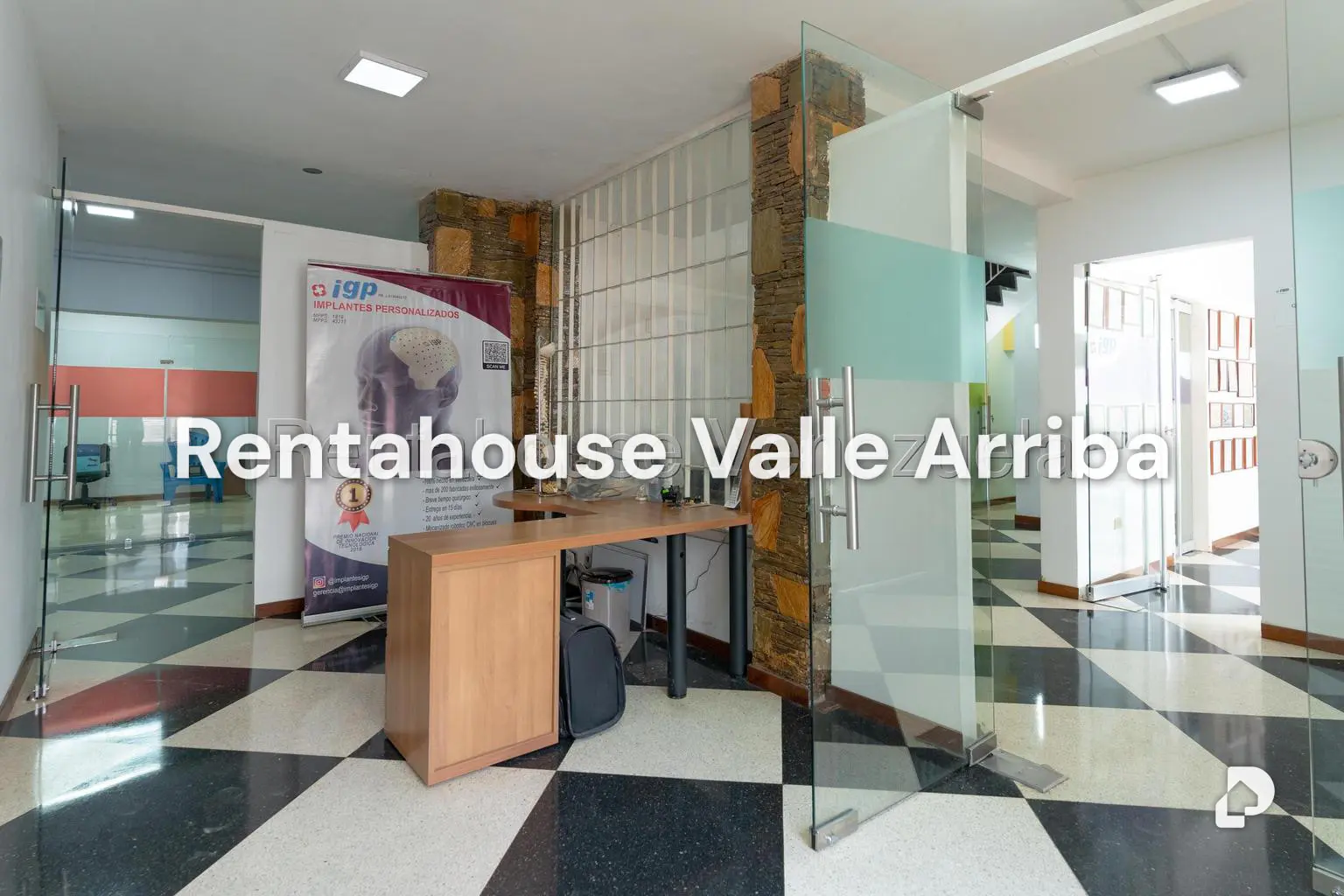 Local comercial en Chuao, Caracas – 30