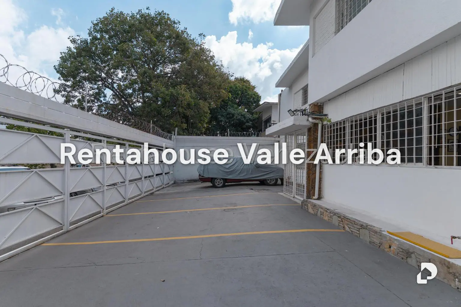 Local comercial en Chuao, Caracas – 5