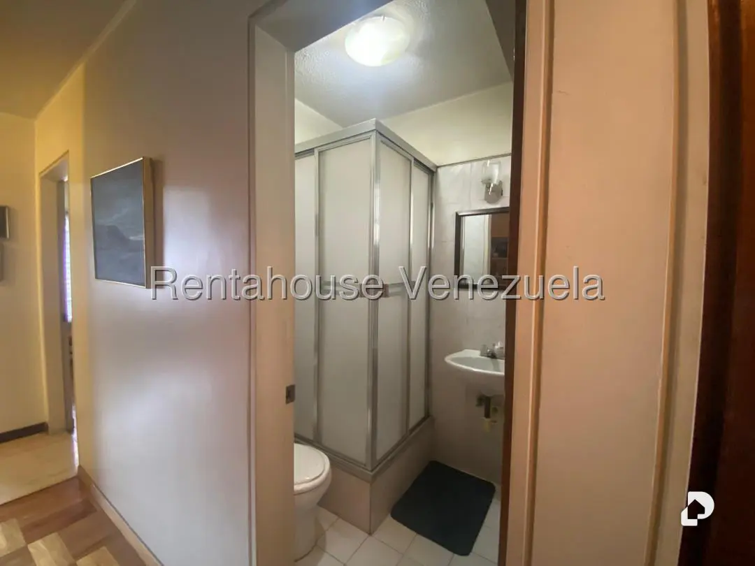 Apartamento en Bello Monte, Caracas – 18