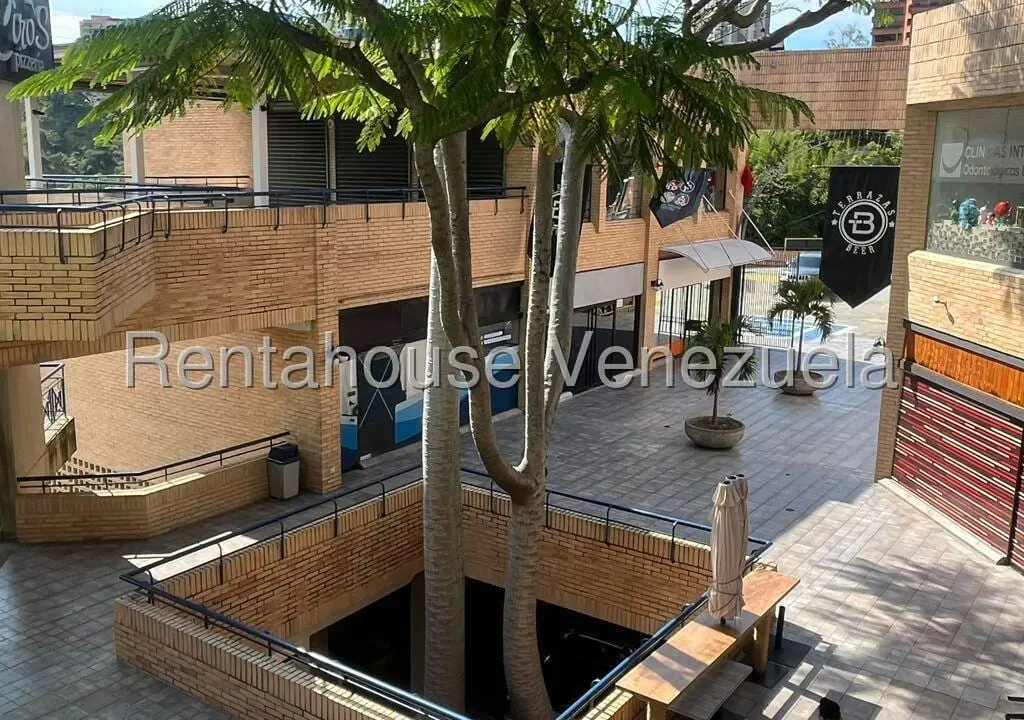 Commercial space in Los Samanes, Caracas - 1