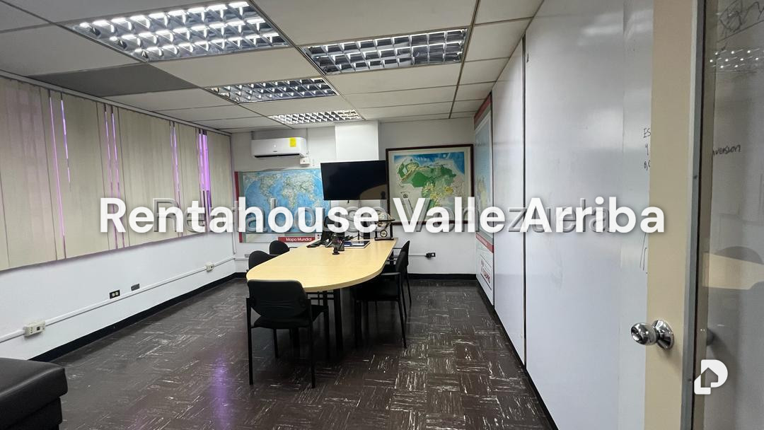 Oficina en Parroquia La Candelaria, Caracas – 18
