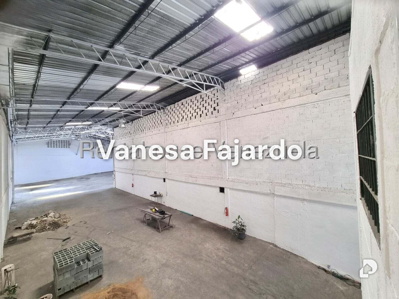 Galpón en La Yaguara, Caracas – 19