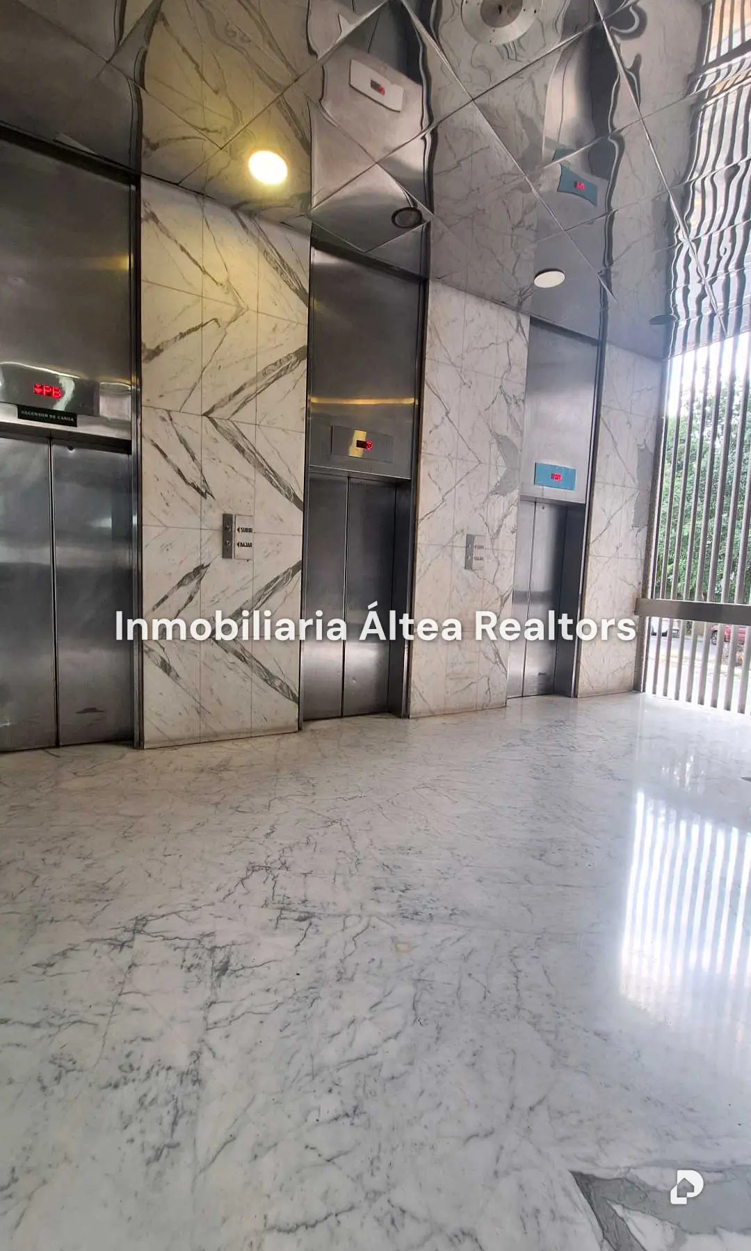 Oficina en Santa Rosa de Lima, Caracas – 23