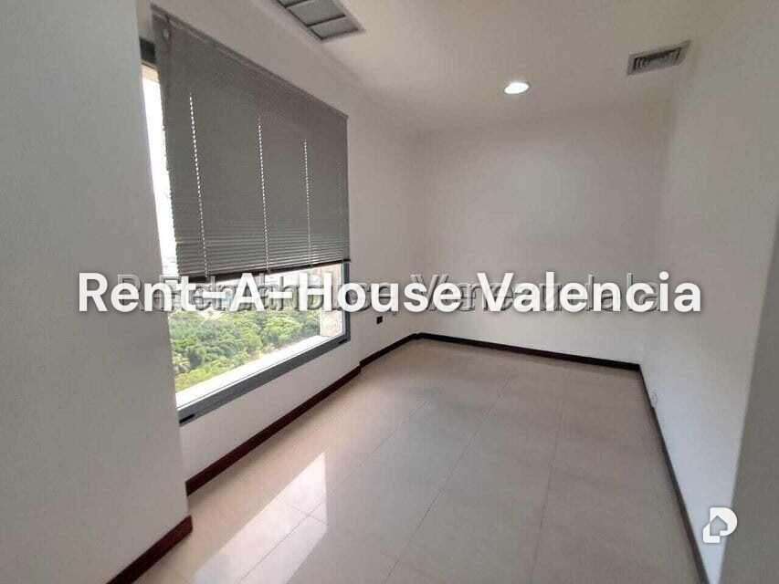 Local comercial en San José de Tarbes, Valencia – 24