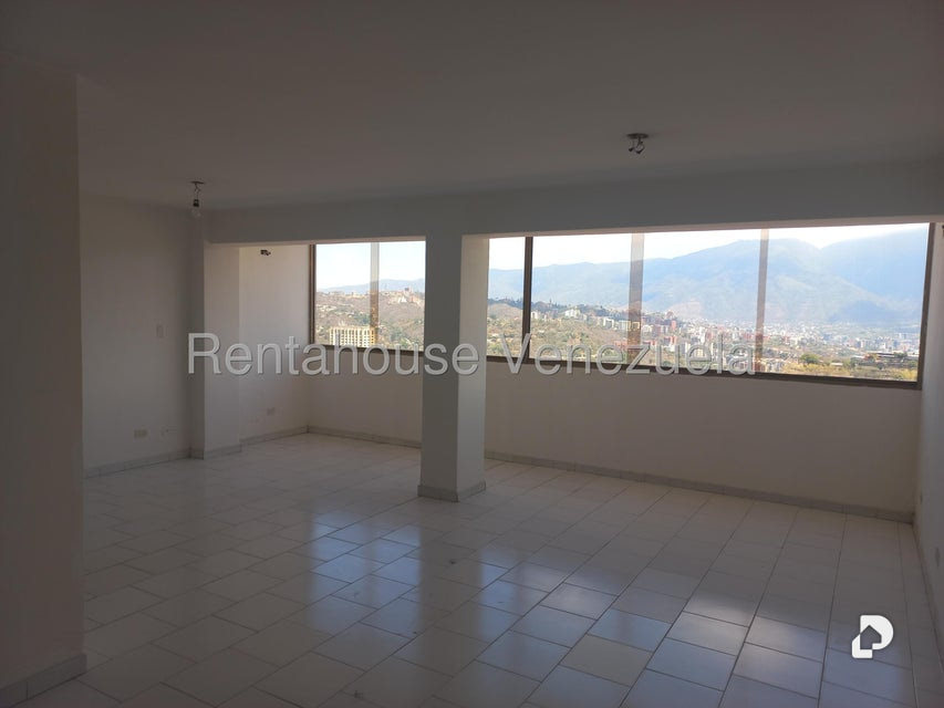 Penthouse en Lomas De La Trinidad, Caracas – 2