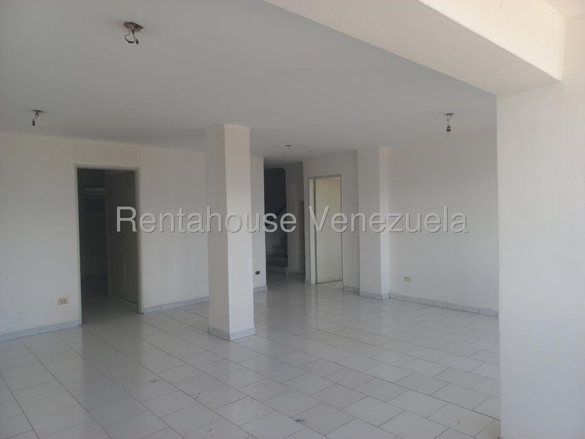 Penthouse en Lomas De La Trinidad, Caracas - 1
