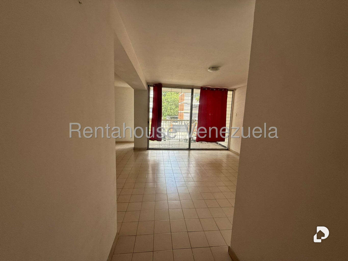 Apartamento en Chuao, Caracas – 13