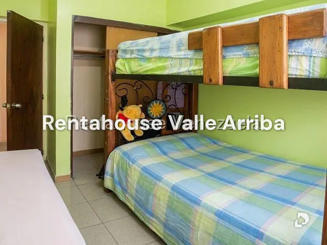 Apartamento en Parroquia Santa Rosalía, Caracas – 18