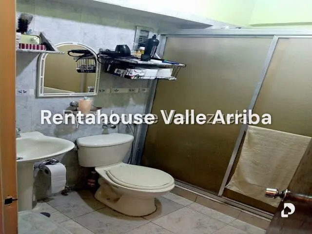 Apartamento en Parroquia Santa Rosalía, Caracas – 14