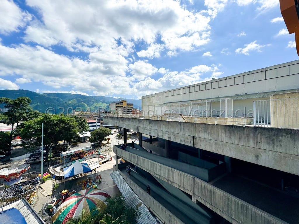 Local comercial en Propatria, Caracas - 1