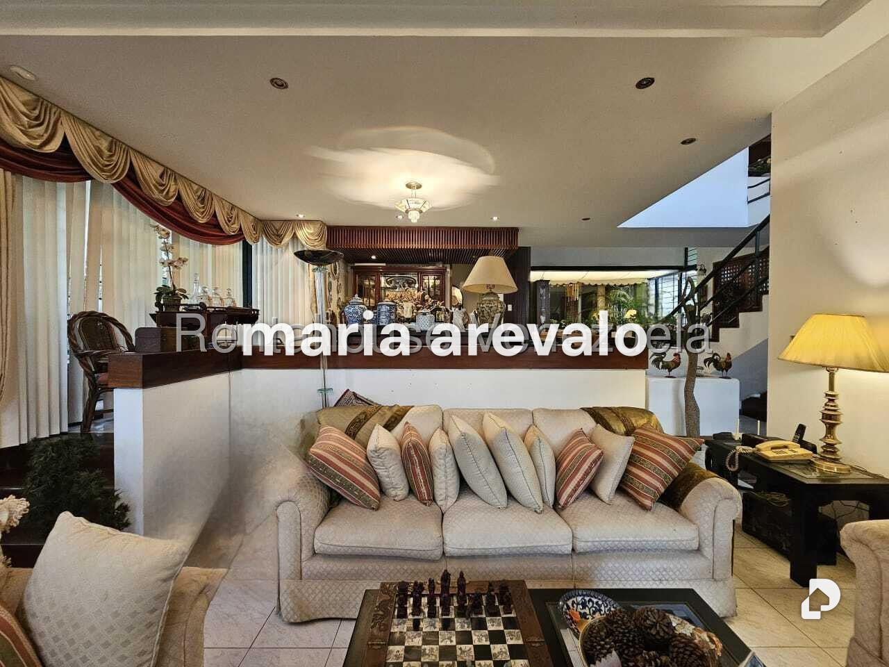 Casa en Alto Prado, Caracas – 19