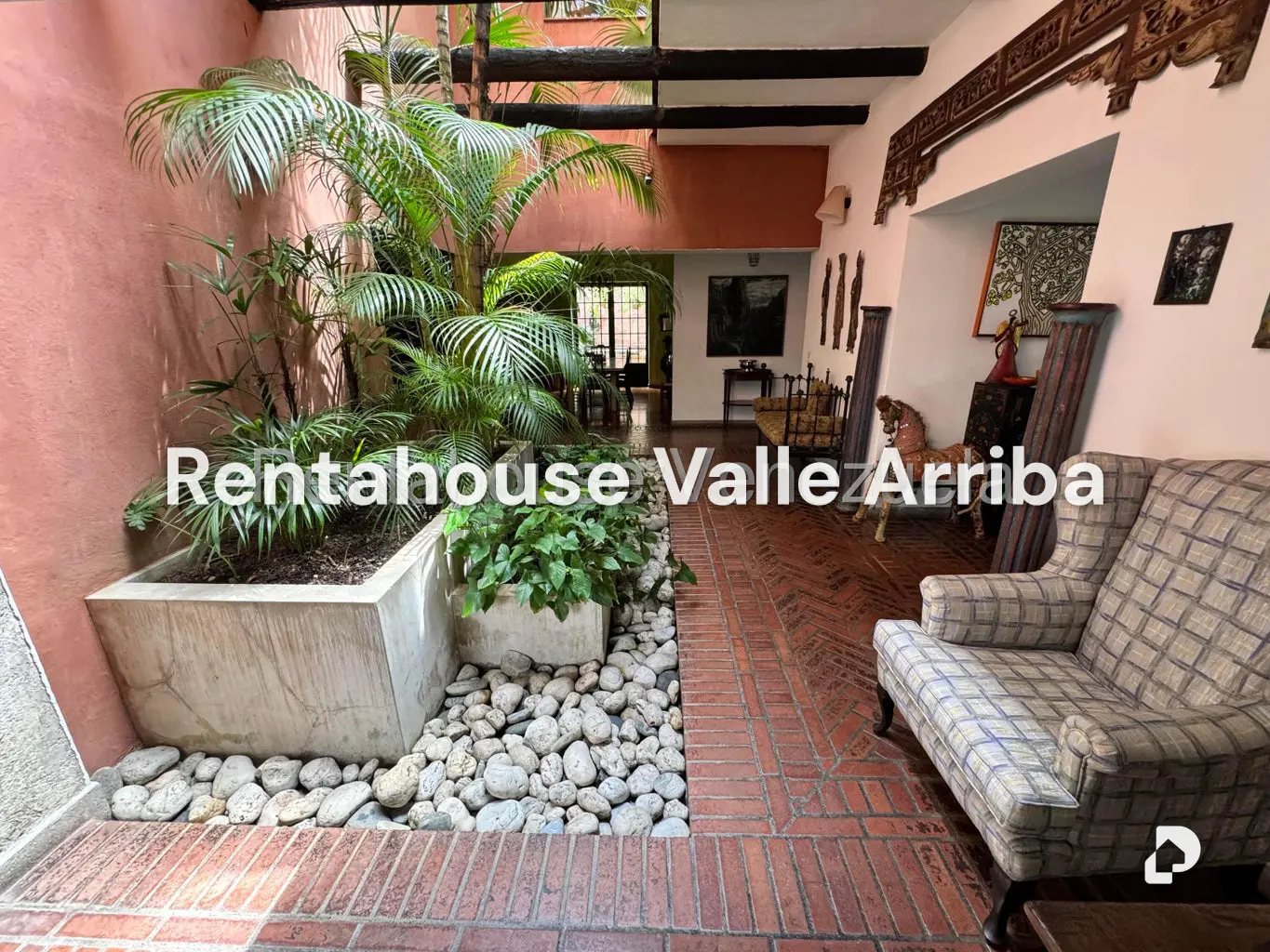 Casa en Los Palos Grandes, Caracas – 2