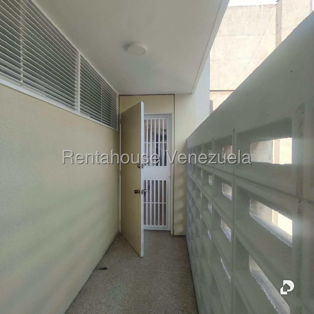 Apartamento en Parroquia La Candelaria, Caracas – 18