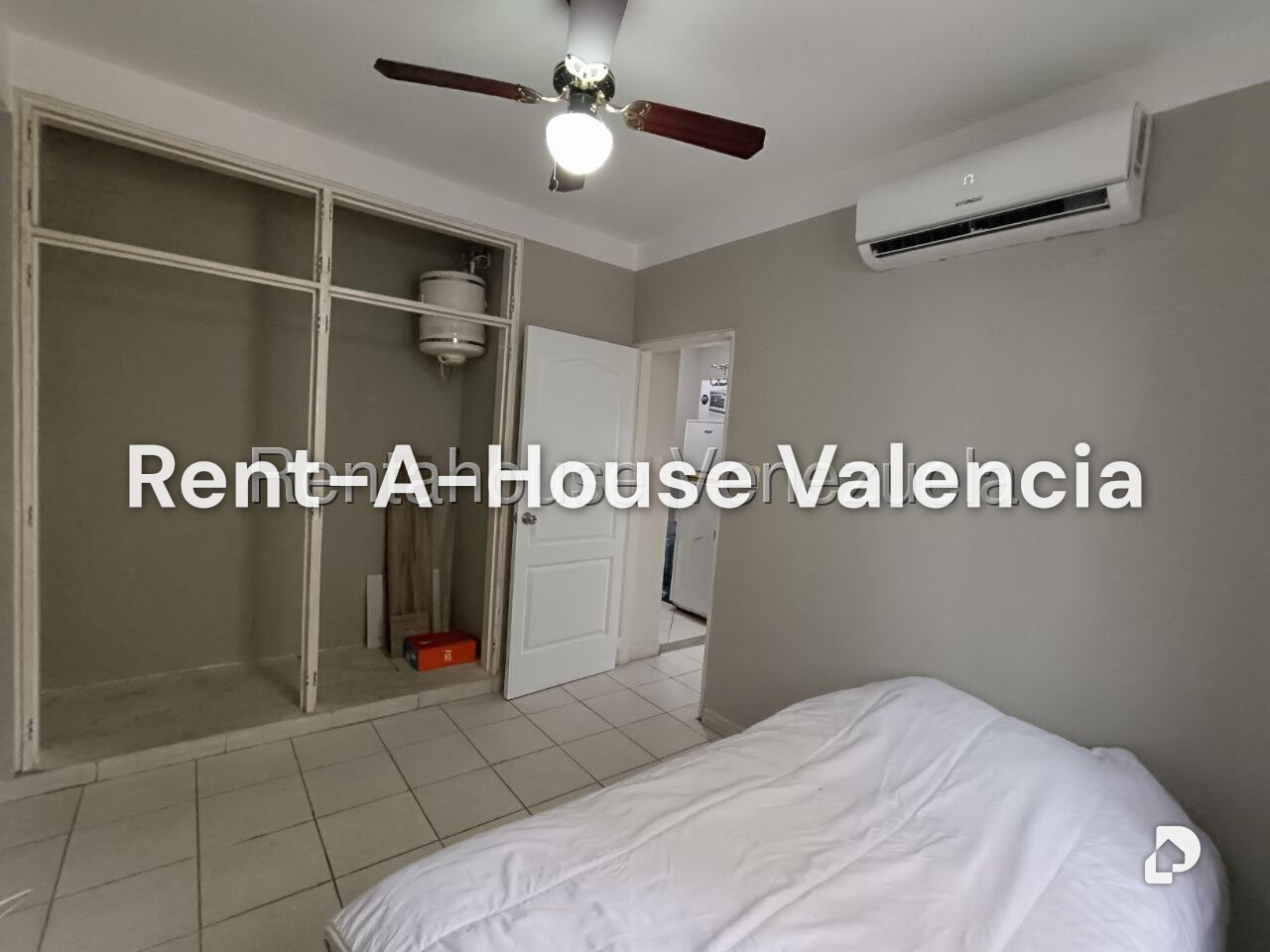 Apartamento en Los Mangos, Valencia