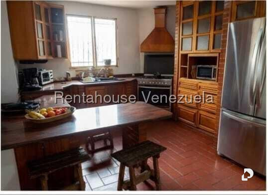 Casa en Lomas De La Trinidad, Caracas – 16