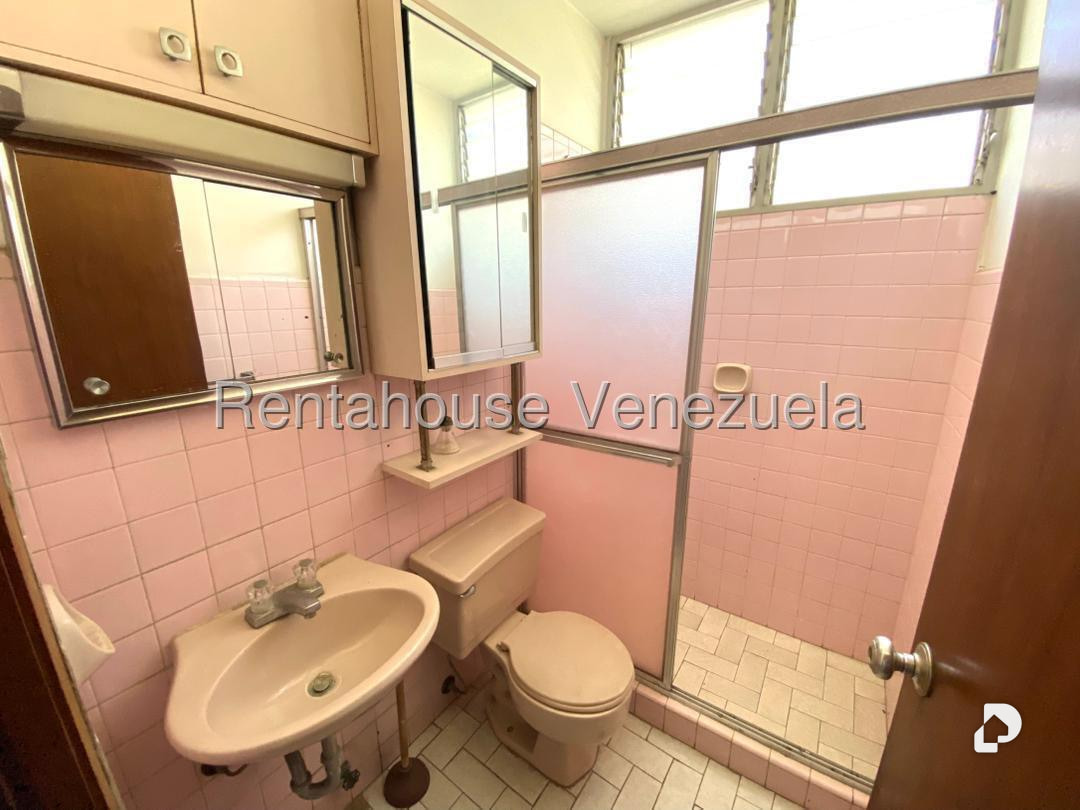 Casa en El Marqués, Caracas – 23