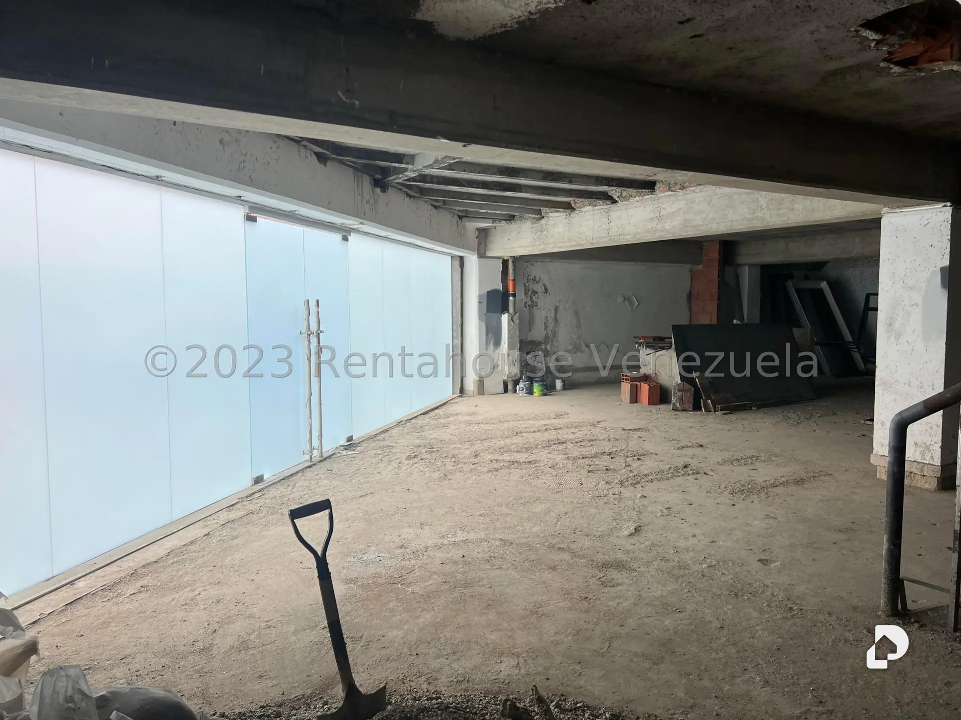 Local comercial en Los Dos Caminos, Caracas