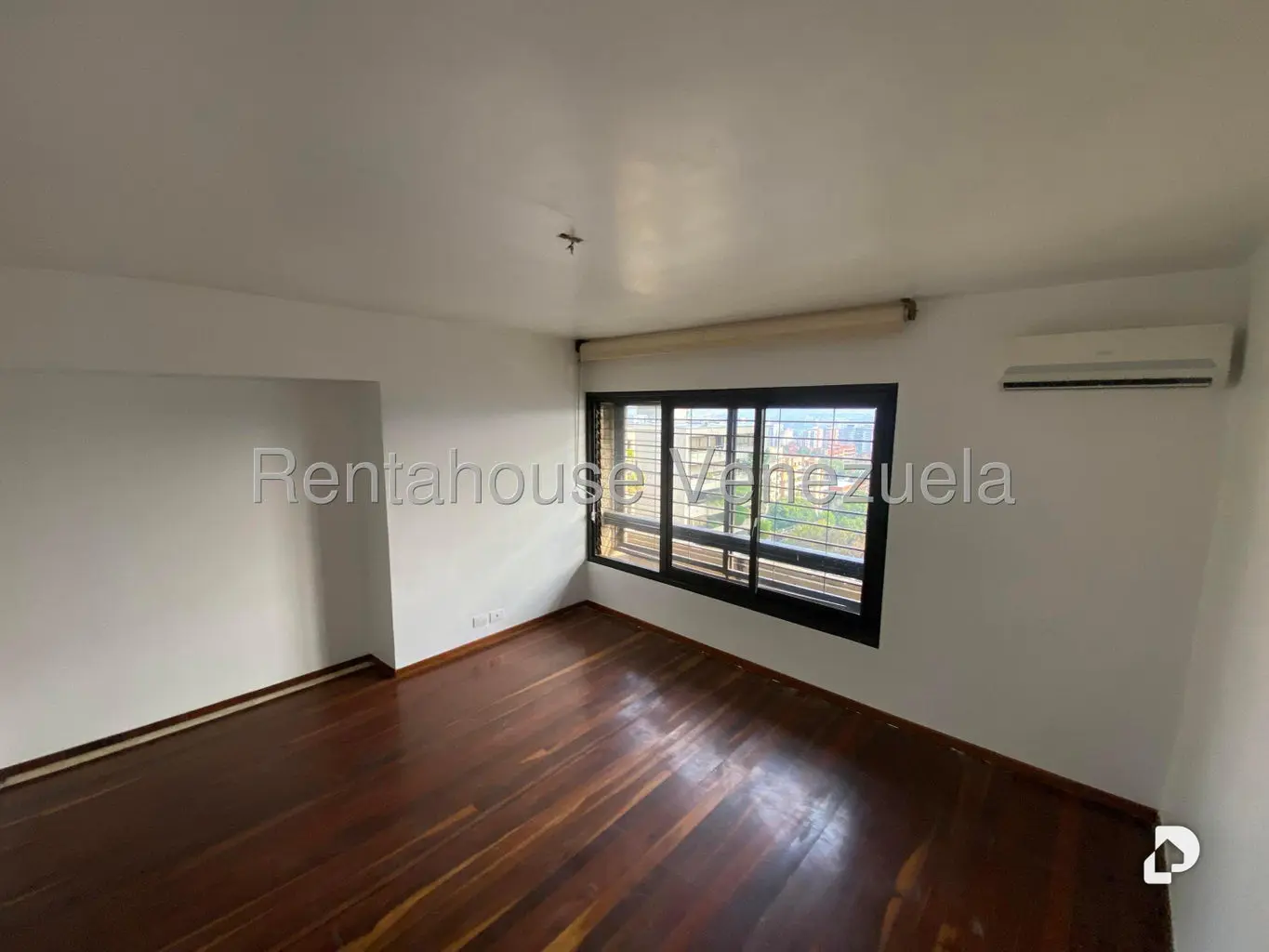Apartamento en Santa Eduvigis, Caracas – 15