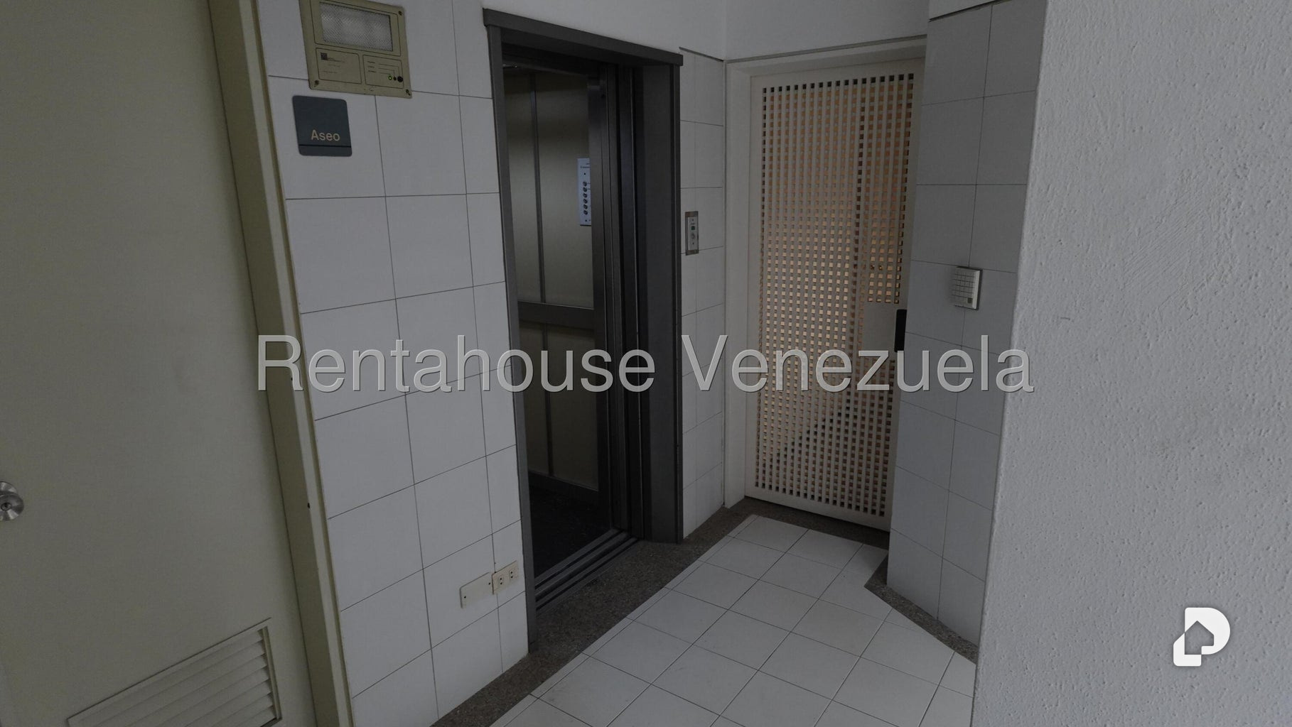 Apartamento en Colinas de Valle Arriba, Caracas