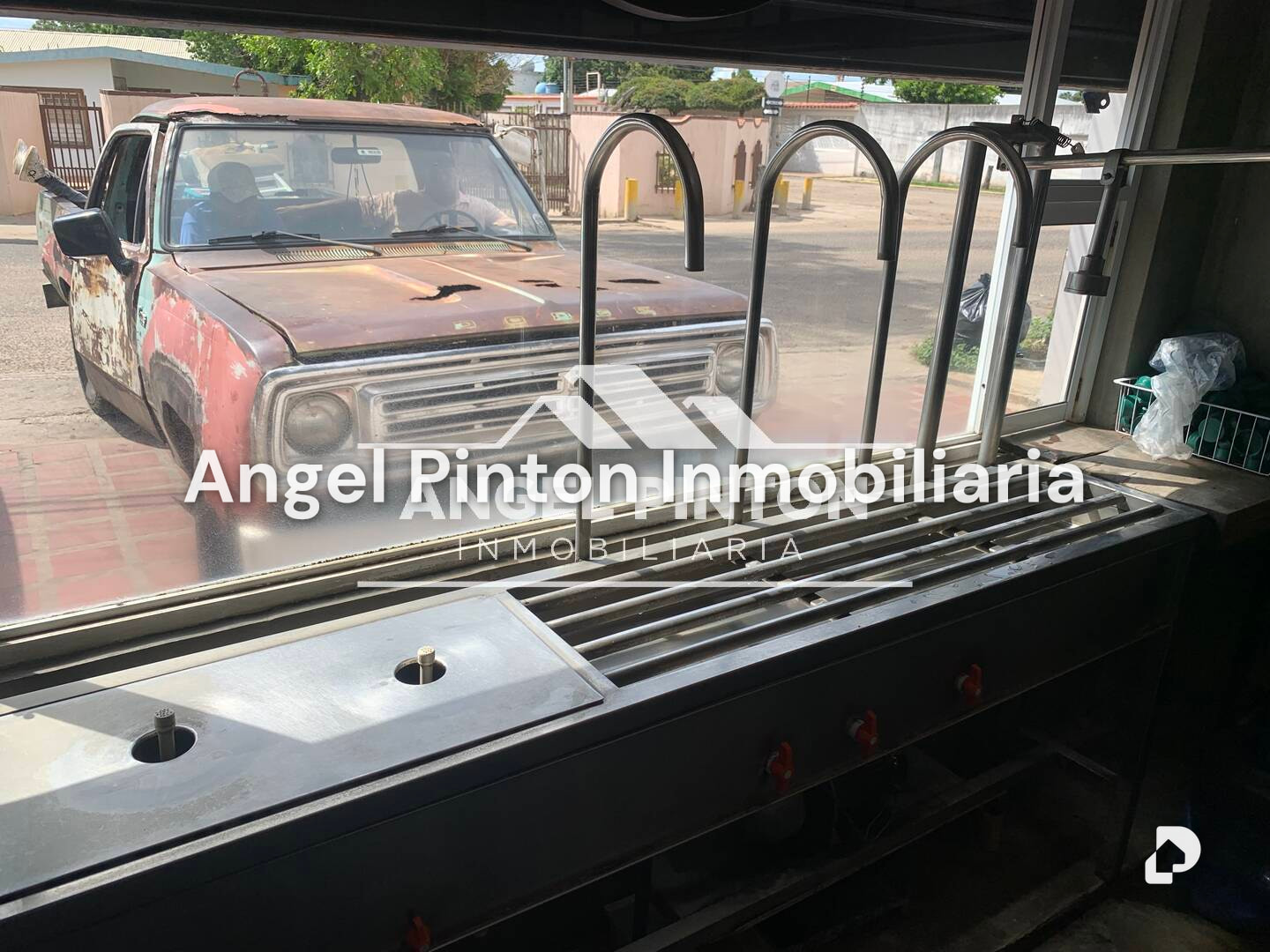 Local comercial en Las Lomas, Maracaibo – 4