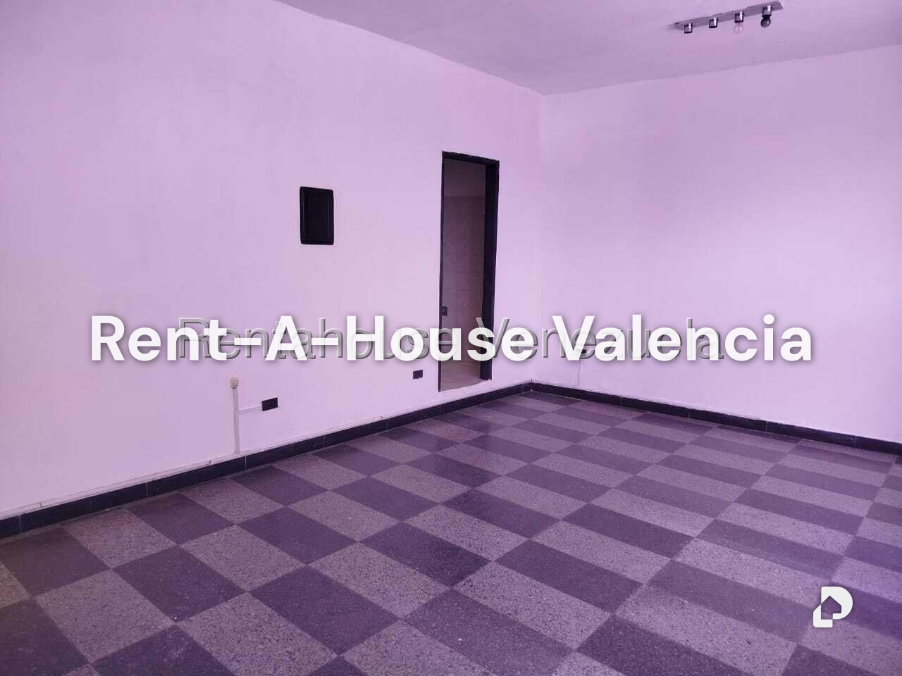 Local comercial en Avenida Bolivar Norte, Valencia – 10