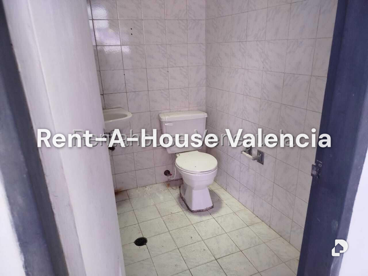 Local comercial en Avenida Bolivar Norte, Valencia – 9