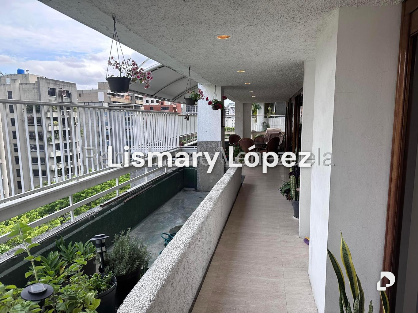 Apartamento en La Florida, Caracas – 16