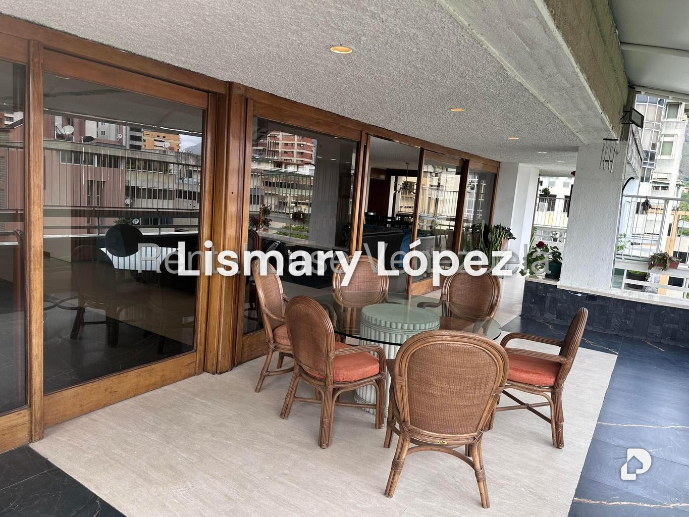 Apartamento en La Florida, Caracas – 15