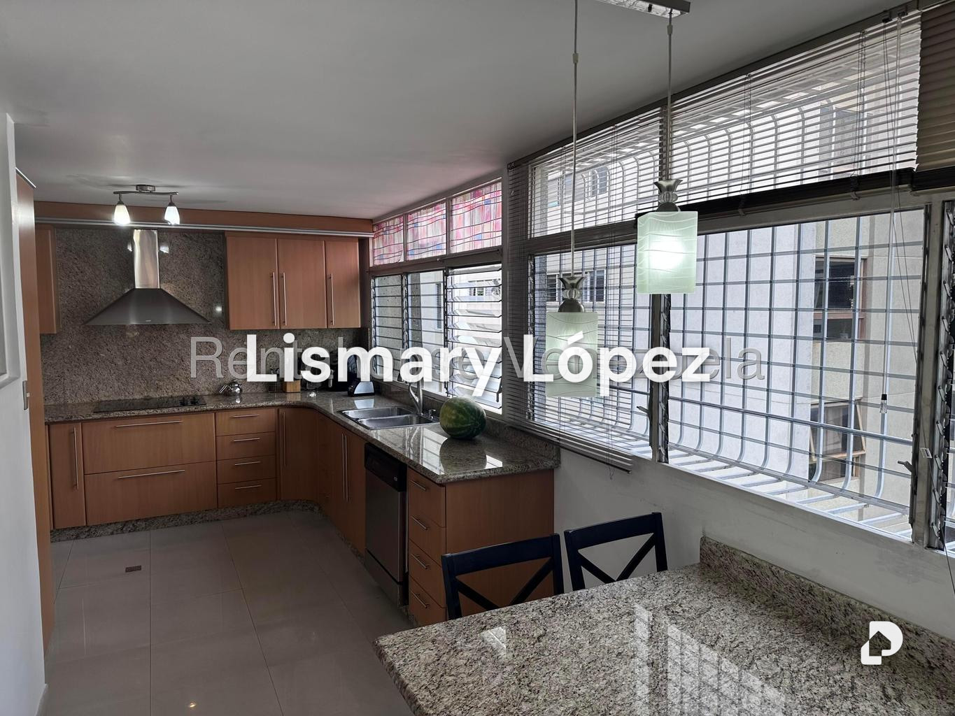 Apartamento en La Florida, Caracas – 18