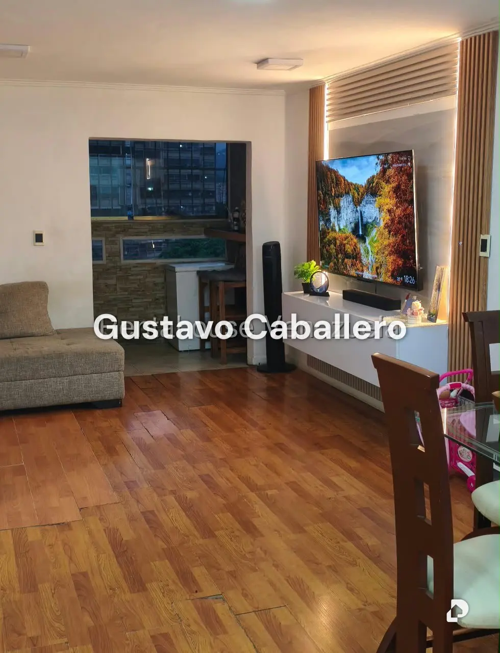 Apartamento en Longaray, Caracas – 1